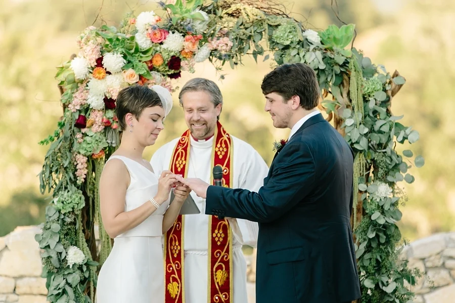 9 Wedding Photos from Paniolo Ranch in the Texas Hill Country